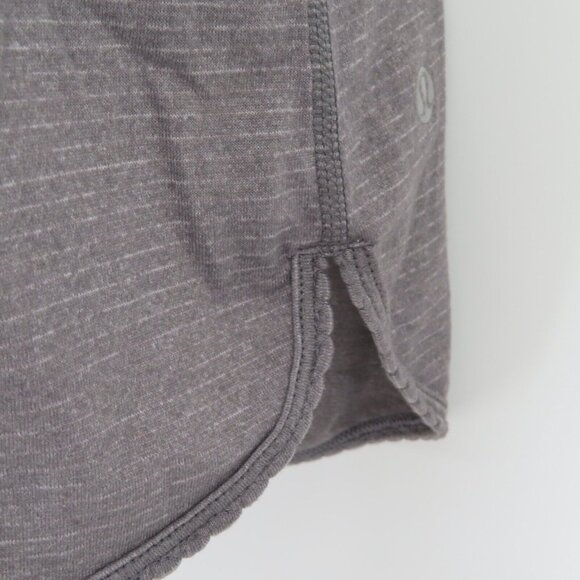 Lululemon 14.25in Bust Gray Striped Scallop Racerback Athletic Tank Top Shirt - Picture 4 of 9
